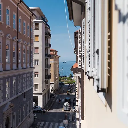 Hortis, L'incontro Tra Il Legno E Il Mare Apartmán *