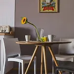 Hortis, L'incontro Tra Il Legno E Il Mare Triëst