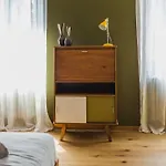 Apartament Hortis, L'incontro Tra Il Legno E Il Mare Triest