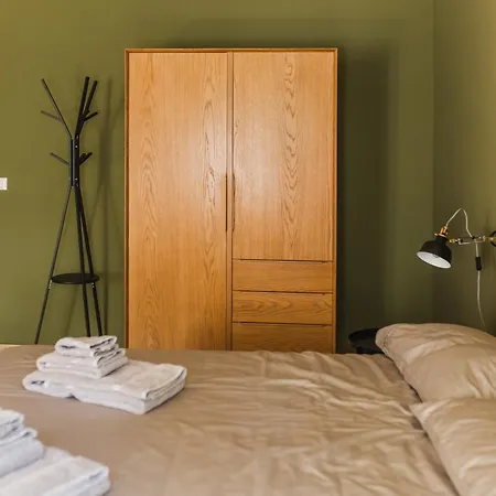 Appartement Hortis, L'incontro Tra Il Legno E Il Mare *